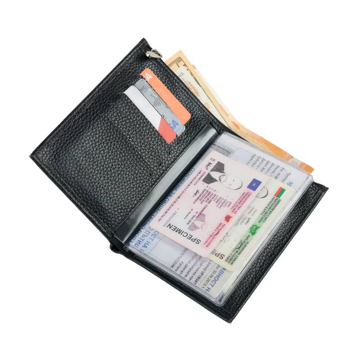 Портфейл с отделение за пари АКУРА