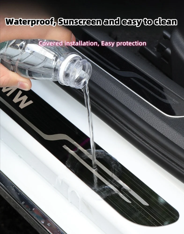 Univerzální uvítací proužek z nerezové oceli ve stylu auta (sada 4 ks)