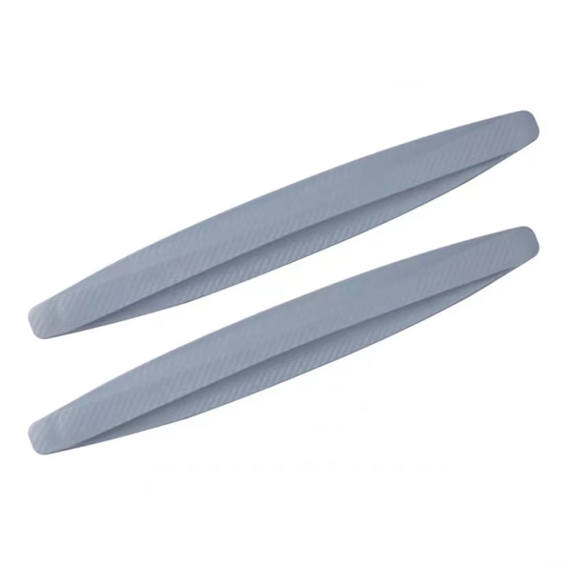 Ochranný proužek na nárazník auta