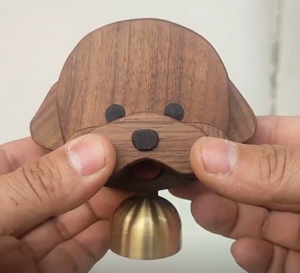 Ručně vyráběný dřevěný zvonek Shiba Inu zvonek