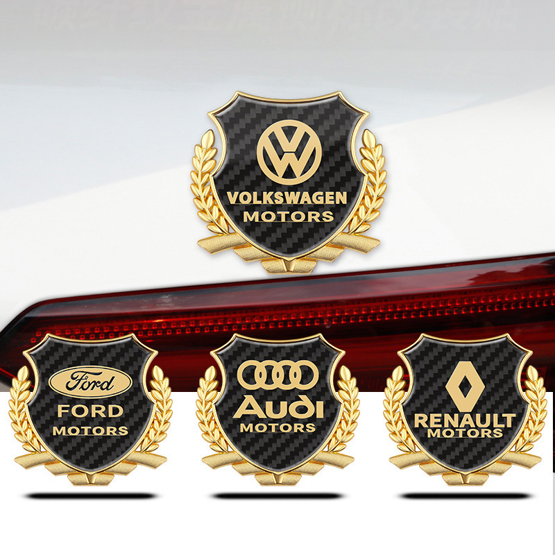 (2 kusy) 3D metalické nálepky na auto