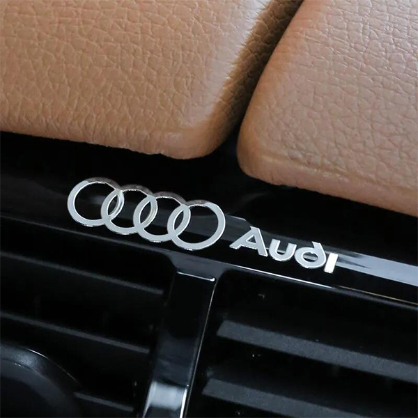 (10 kusy) 🔥3D kovové dekoratívne nálepky do auta