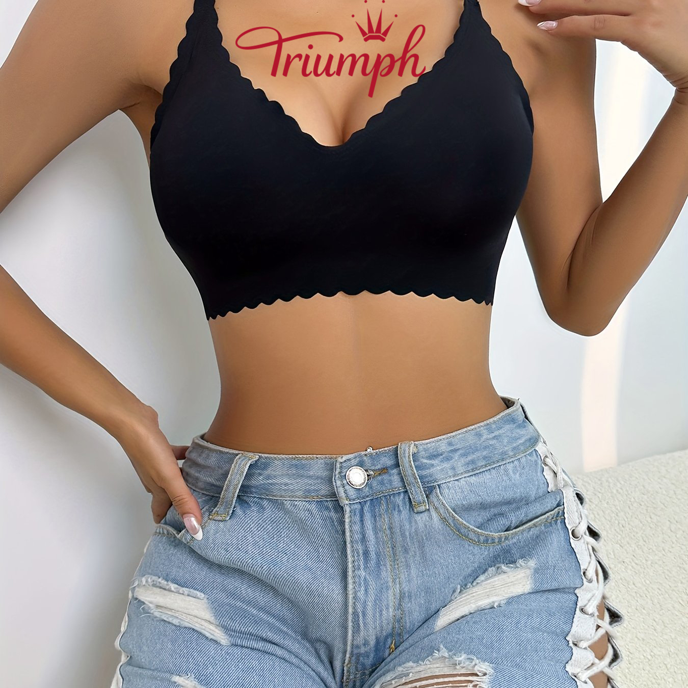 [3 κομμάτια. 43 €] Δαντελένιο σουτιέν Triumph [75-105]