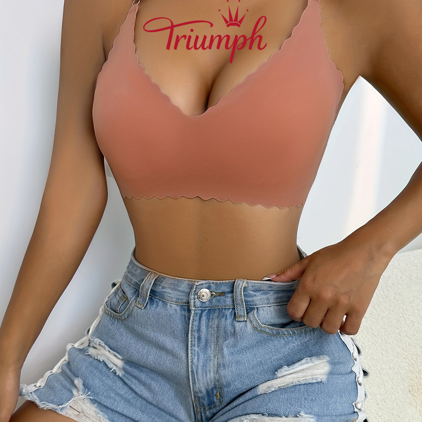 [3 κομμάτια. 43 €] Δαντελένιο σουτιέν Triumph [75-105]