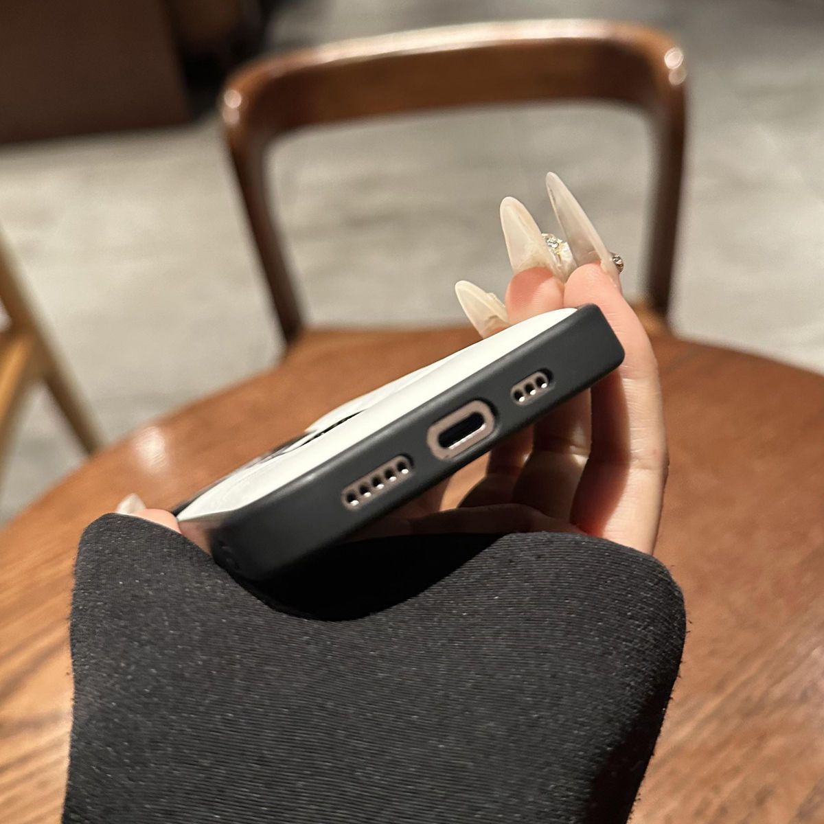 YSL wysokiej jakości skórzane etui na telefon komórkowy iPhone 16 odporne na upadek 15Pro zapobiegające upadkowi iPhone14Pro luksusowe etui dużej marki