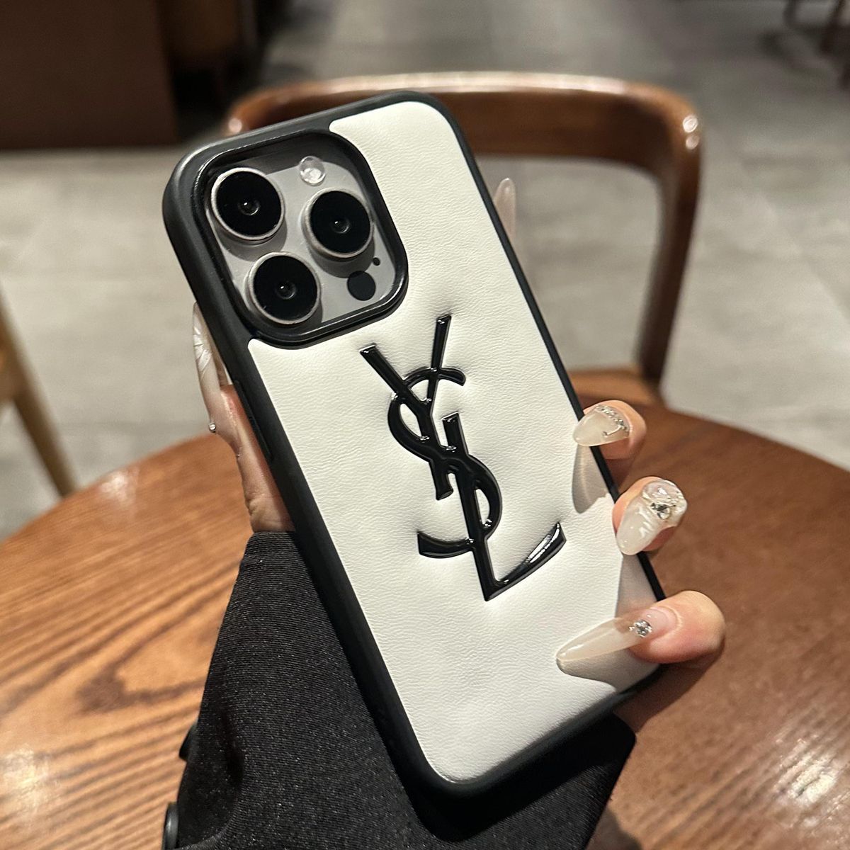YSL wysokiej jakości skórzane etui na telefon komórkowy iPhone 16 odporne na upadek 15Pro zapobiegające upadkowi iPhone14Pro luksusowe etui dużej marki