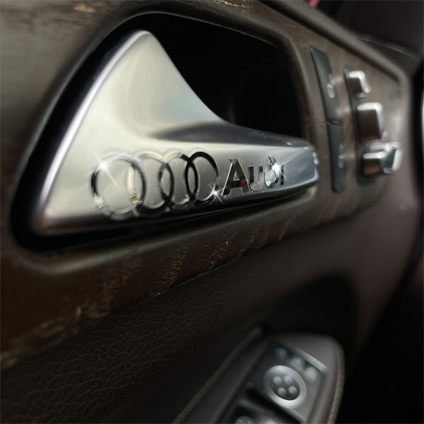 Autó fém 3D autócímke