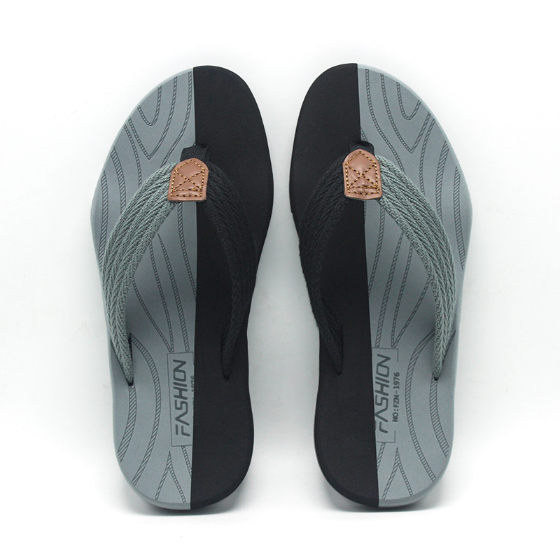 Men's Fashion Trend Flip-flops