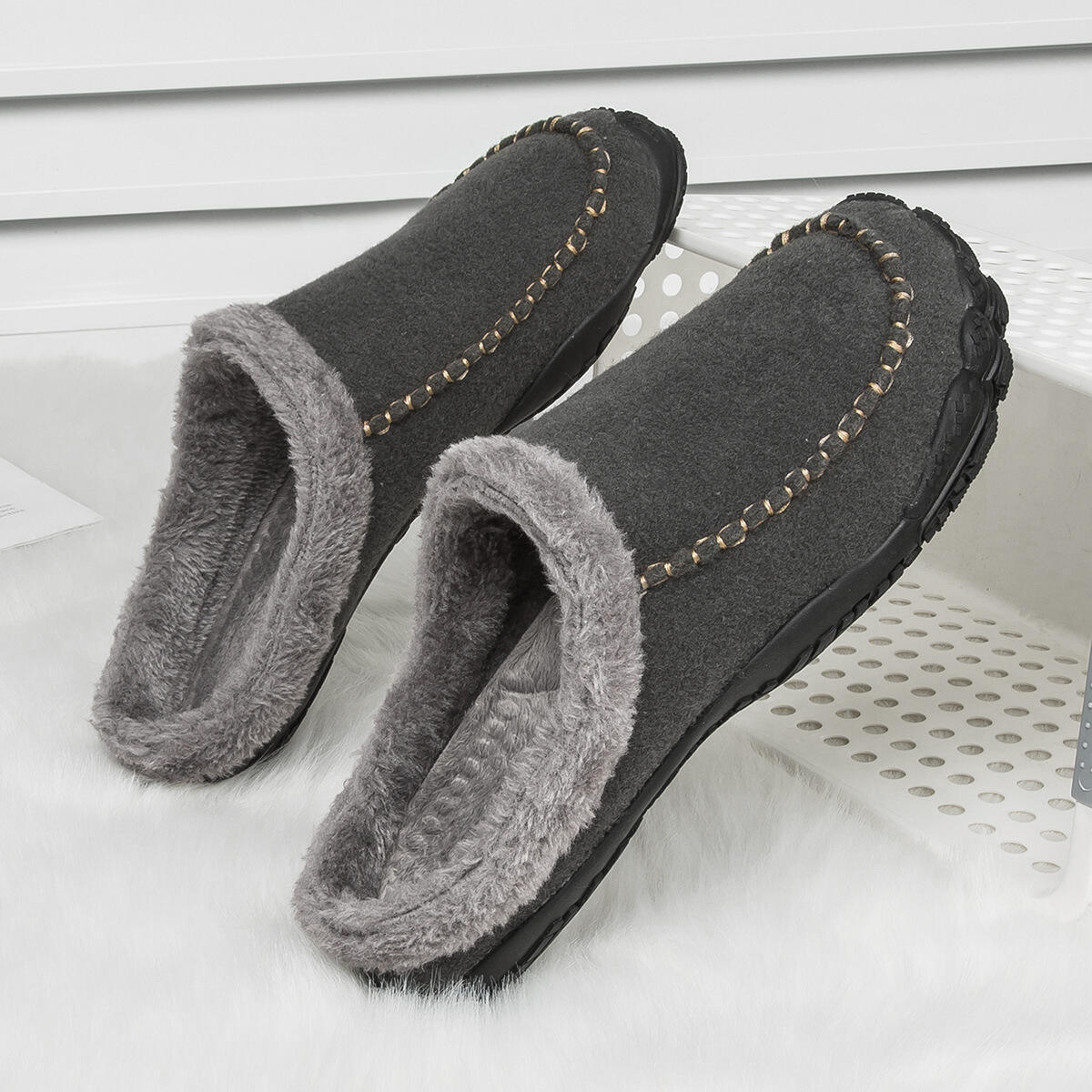 Men's Comfort Winter Warm Fleece Lined Casual Slippers Waterproof Indoor Outdoor Non-slip House Shoes