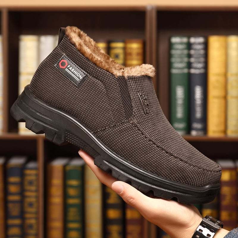 Bequeme und warme orthopädische Slipper für Herren