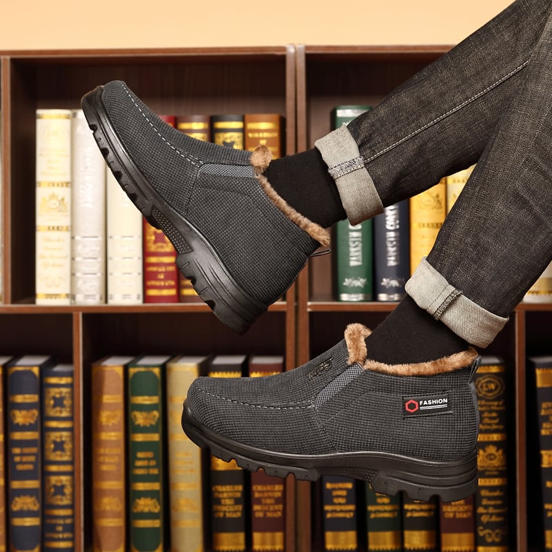 Bequeme und warme orthopädische Slipper für Herren