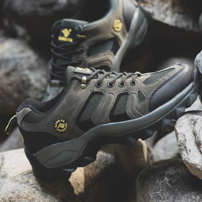 Men's outdoor ultra-light and comfortable hiking shoes