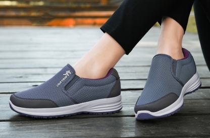 🔥2024 Heiß Neu eingetroffen🔥Leichte und bequeme Atmungsaktive Mesh-Wanderschuhe für Freizeitreisen im Freien