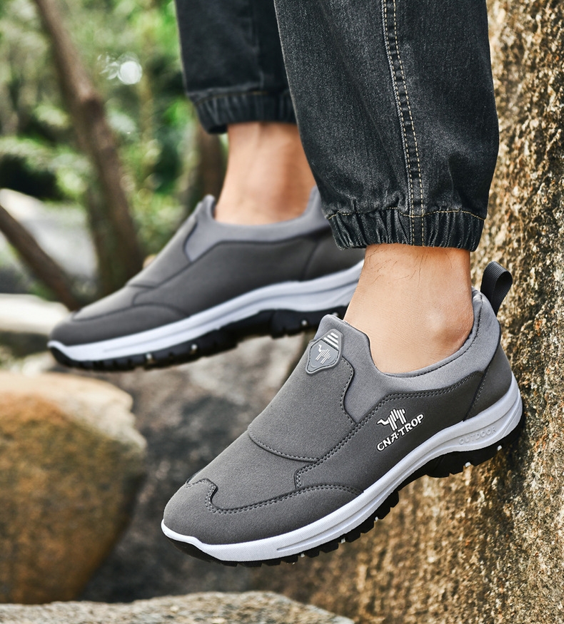 Lightweight and Comfortable Slip-on Soft-soled Casual Shoes for Outdoor Walking Sports Shoes for Men