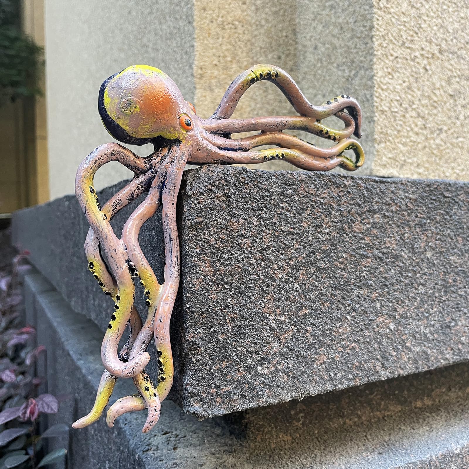 Cute Octopus Sea Monster Statue