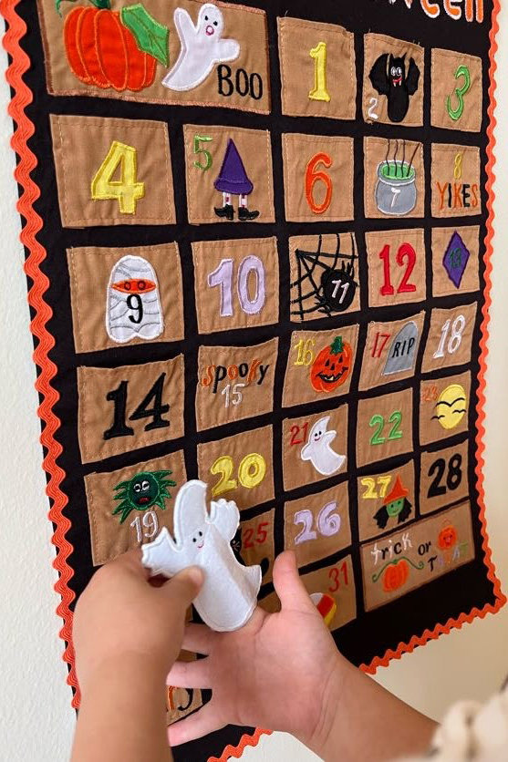 Halloween Countdown Advent Calendar Wall Hanging Fabric Décor by My Growing Season for Kids and Family Activity
