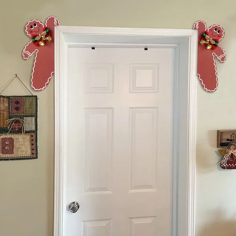 Christmas Gingerbread door or window decor