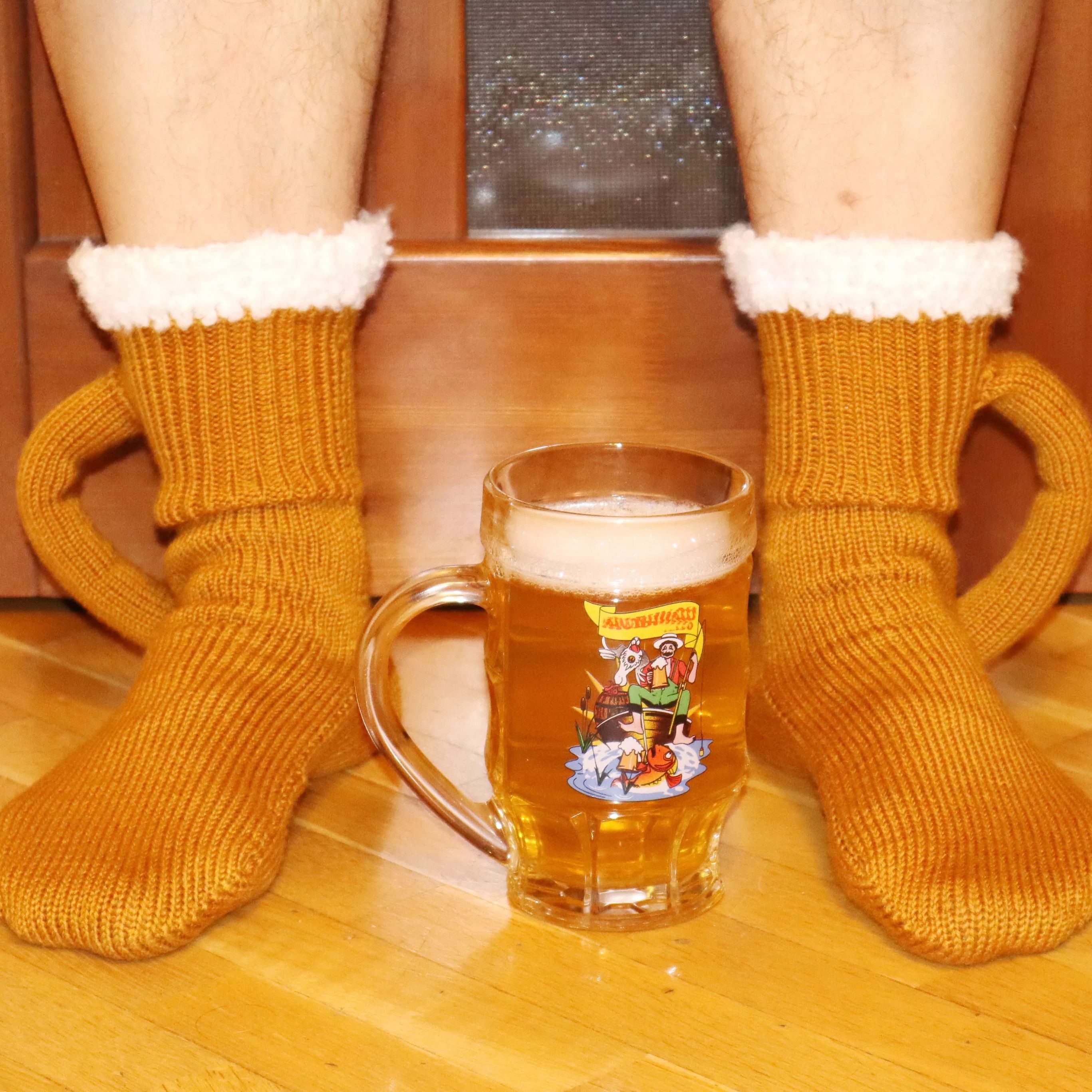 🎁Warm Gift-🤣Funny Knitted Beer Socks🍺