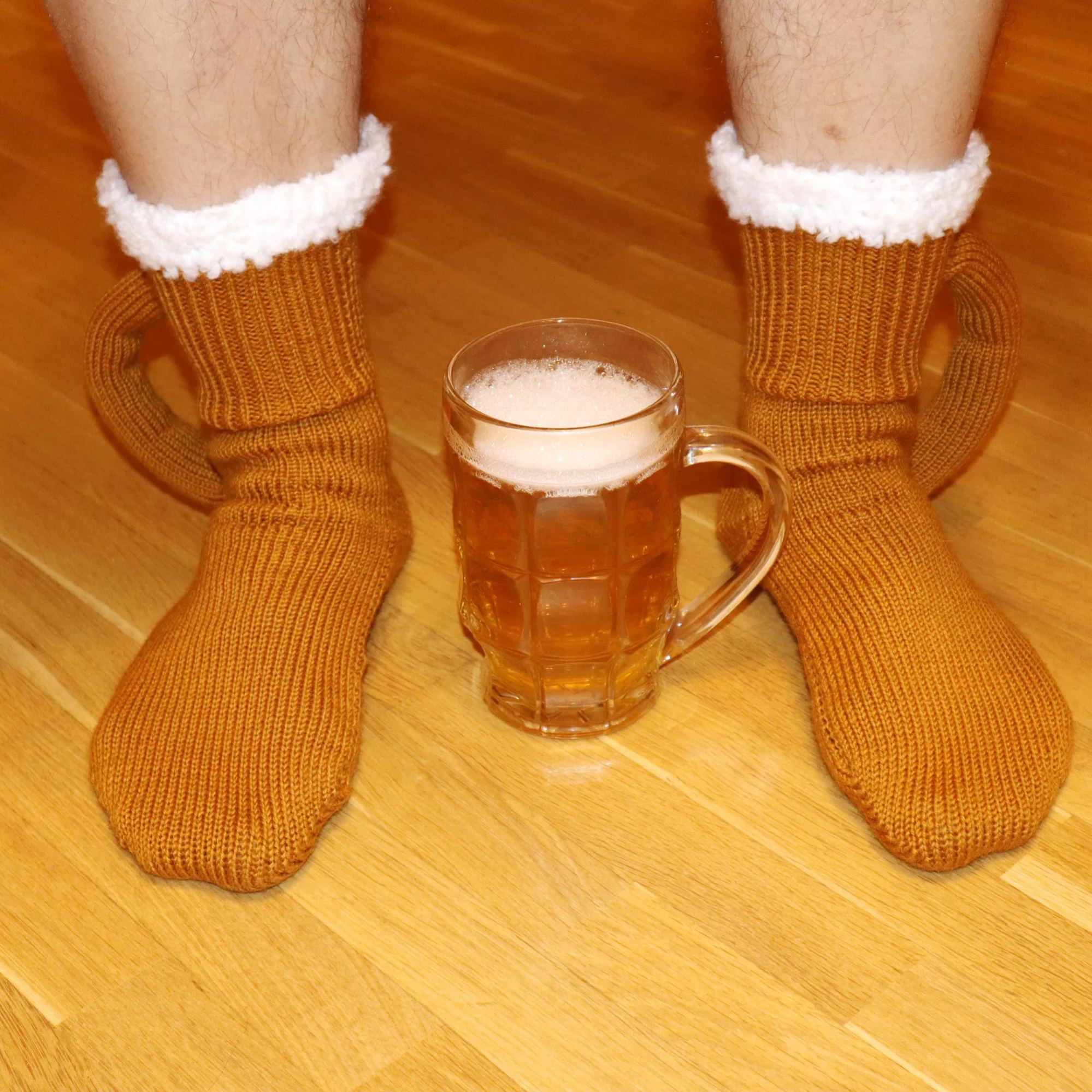 🎁Warm Gift-🤣Funny Knitted Beer Socks🍺