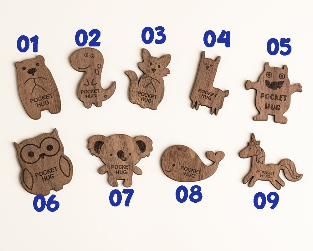 💖Precious Gifts🎁Personalized Wooden Pocket Animal Hug