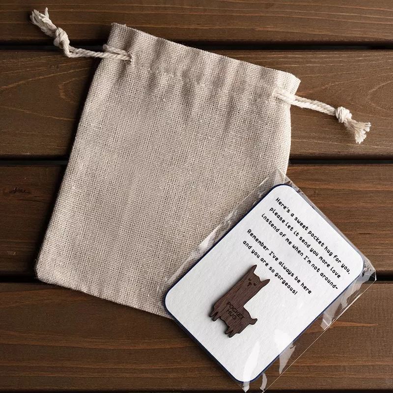 💖Precious Gifts🎁Personalized Wooden Pocket Animal Hug