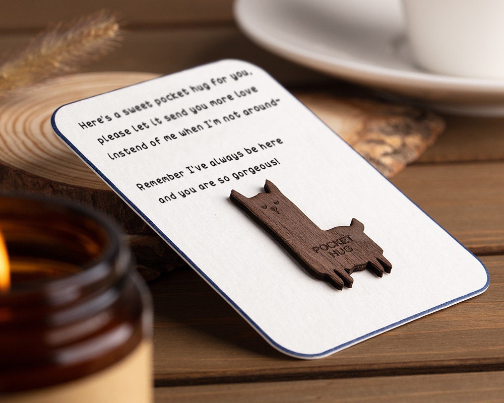 💖Precious Gifts🎁Personalized Wooden Pocket Animal Hug