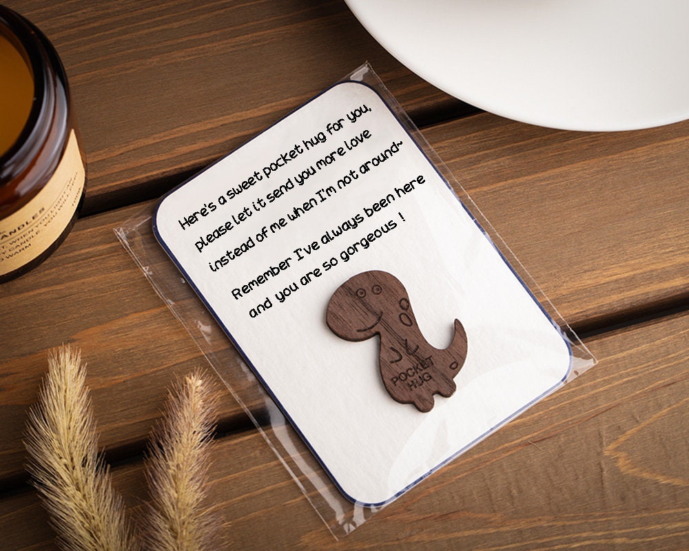 💖Precious Gifts🎁Personalized Wooden Pocket Animal Hug