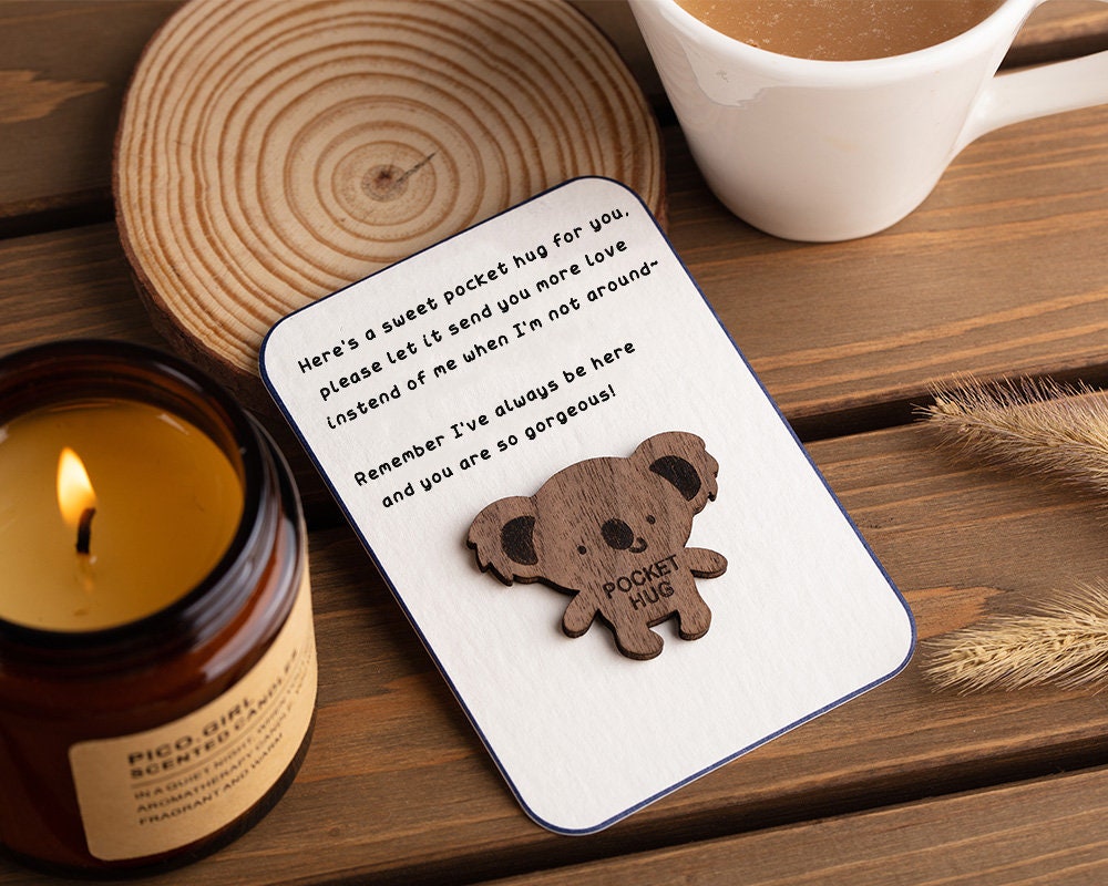 💖Precious Gifts🎁Personalized Wooden Pocket Animal Hug