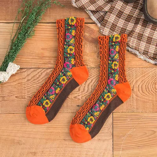 🔥Hot Sale 49% OFF - Vintage Embroidered Floral Socks🌼
