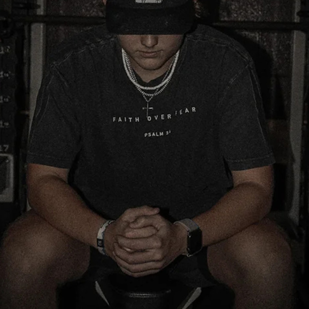 Faith Over Fear Psalm 34 Print Washed T-shirt