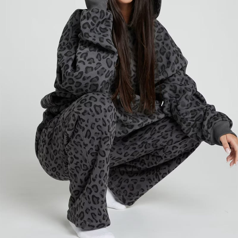 Leopard Design Print Hoodie Set - image 4