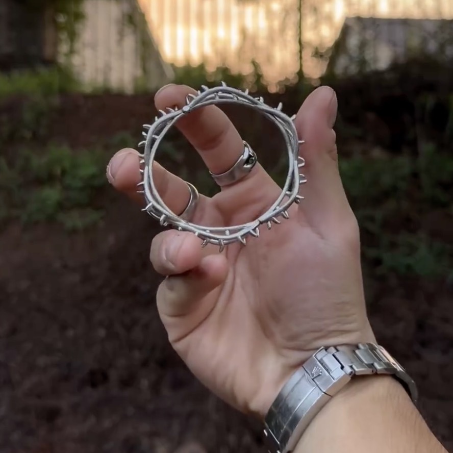 Simple And Stylish Thorn Open Bracelet