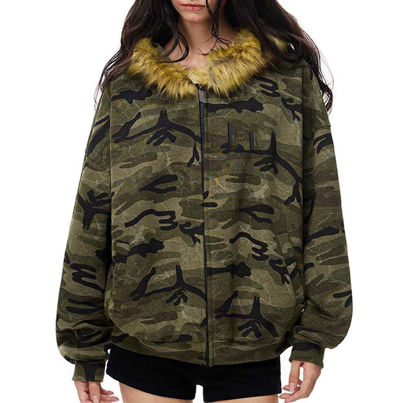 Camouflage Print And Faux Fur Collar Loose-fit Hoodie - image 1