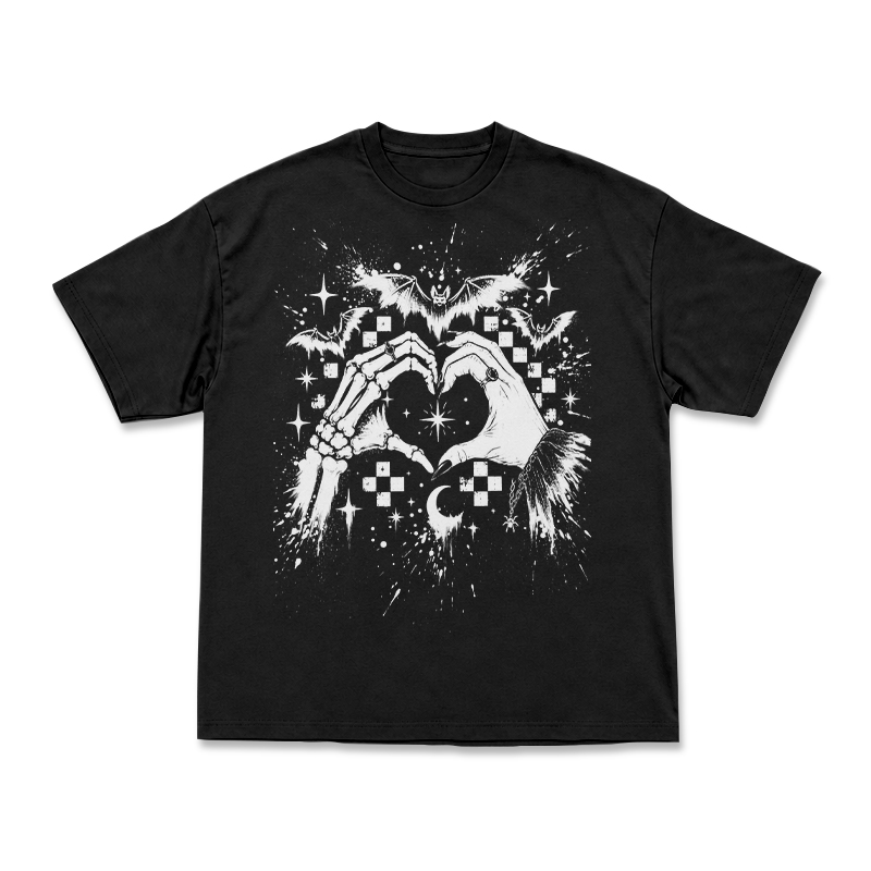 Gothic Skeleton Hand Heart Round Neck Graphic Print T-Shirt - Black - US16-18(2XL) - image 1