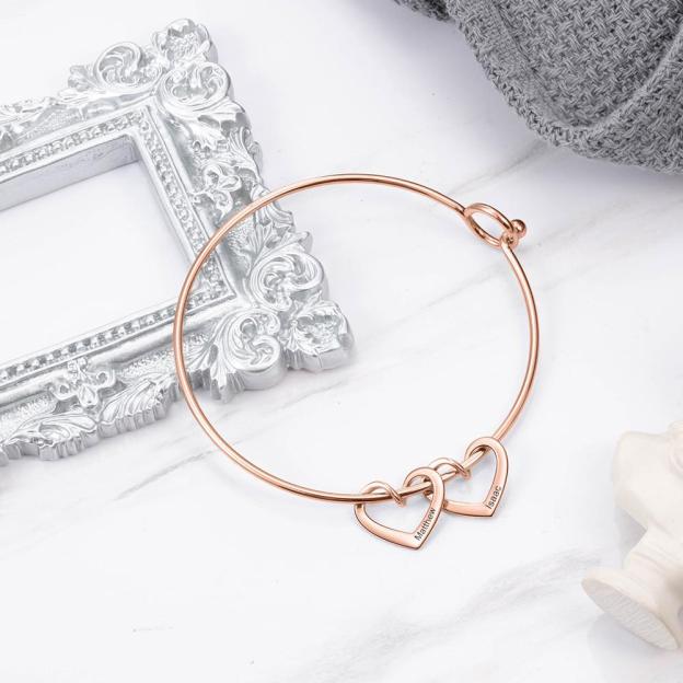 Mother's Day Gift Women Bangle Bracelet with 3 Heart Pendant Engraved 3 Names Love Bracelet-Engravingift