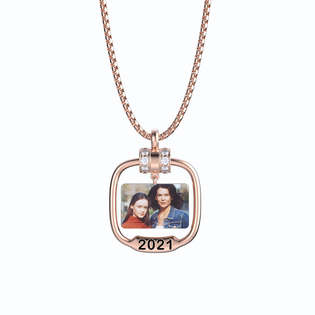 Best Friend Gift Personalized Photo Necklace with Crystal-Engravingift