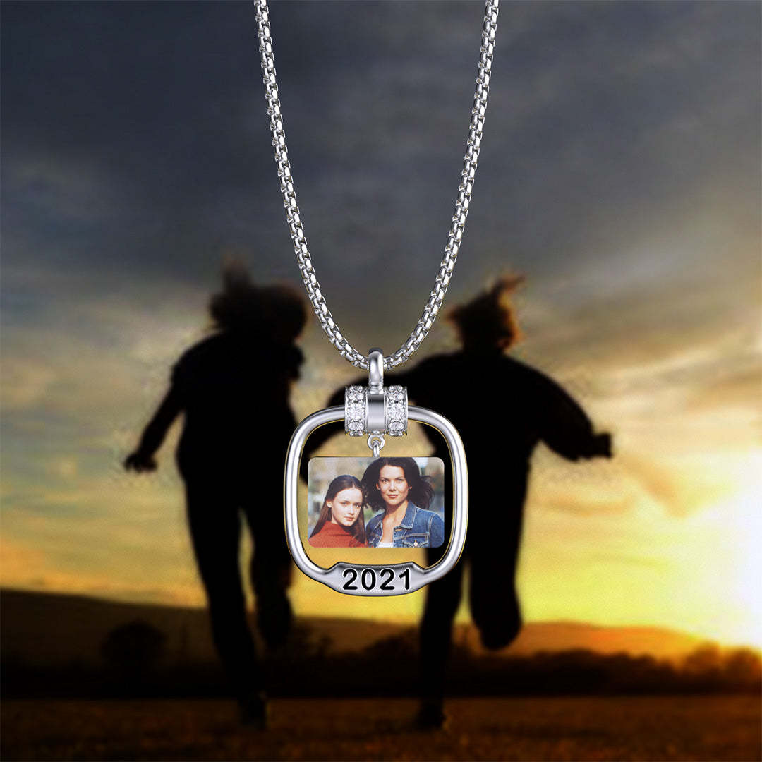 Best Friend Gift Personalized Photo Necklace with Crystal-Engravingift