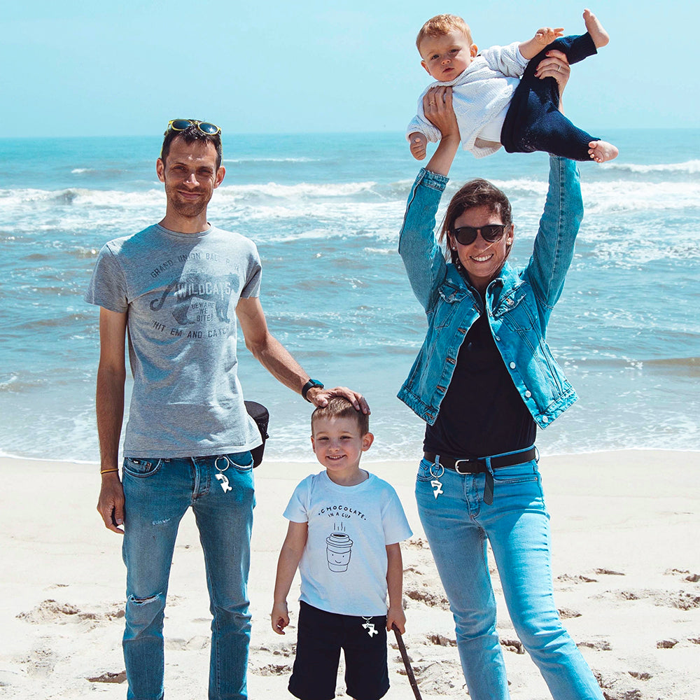 Christmas Gift Family/Sibling/BFF Gift Personalized Heart Puzzle Pieces Necklace or Keychain