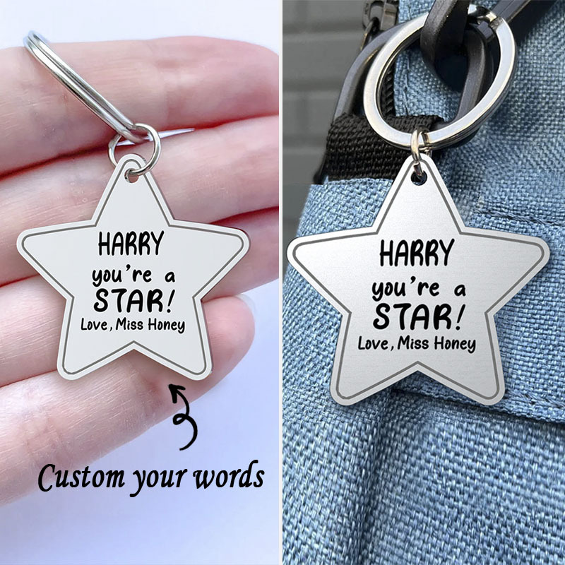 Graduation season gift five-pointed star pendant keychain