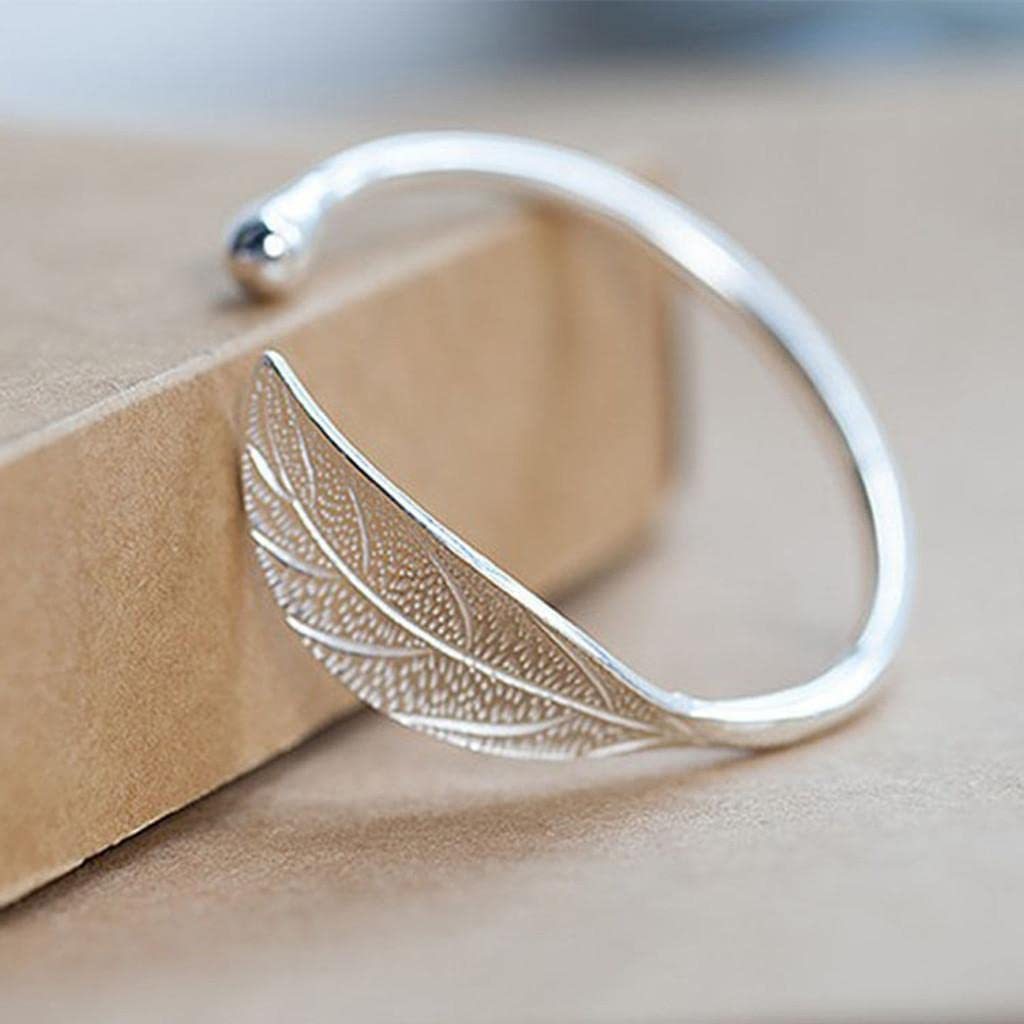 Mother's Day Gift Leaf Shape Bracelet for Women Girls Fashion Simple Open Bracelets-Engravingift