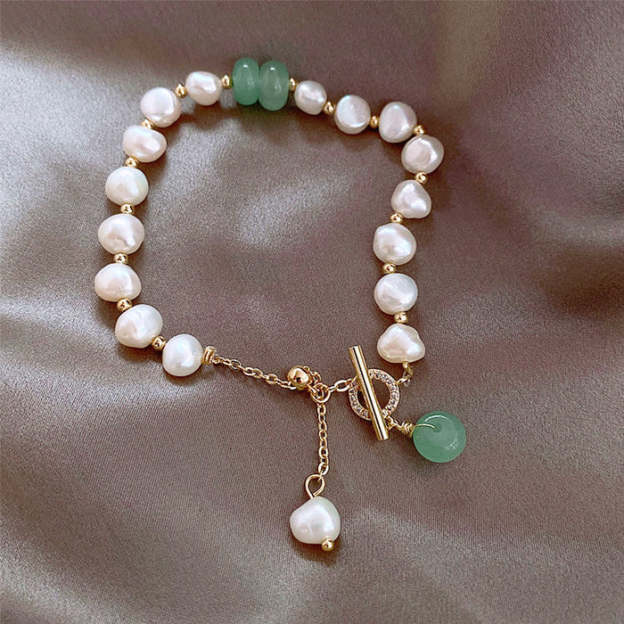 Mother's Day Gift Pearl Bracelet With Jade Charm-Engravingift