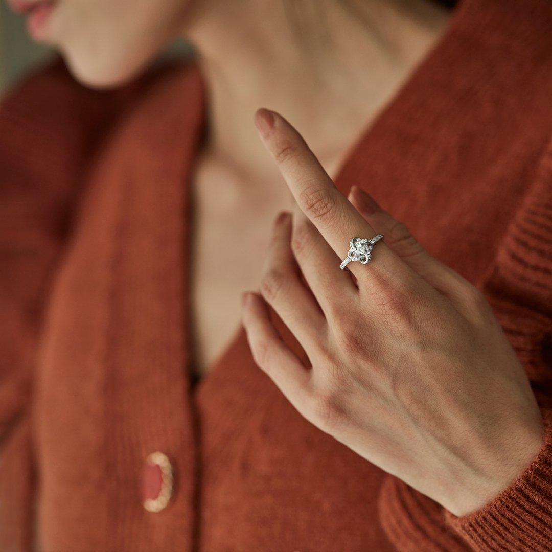 Mother's Day Gift To My Bestie Knot Ring "A true Friendship is A Journey without An End"-Engravingift