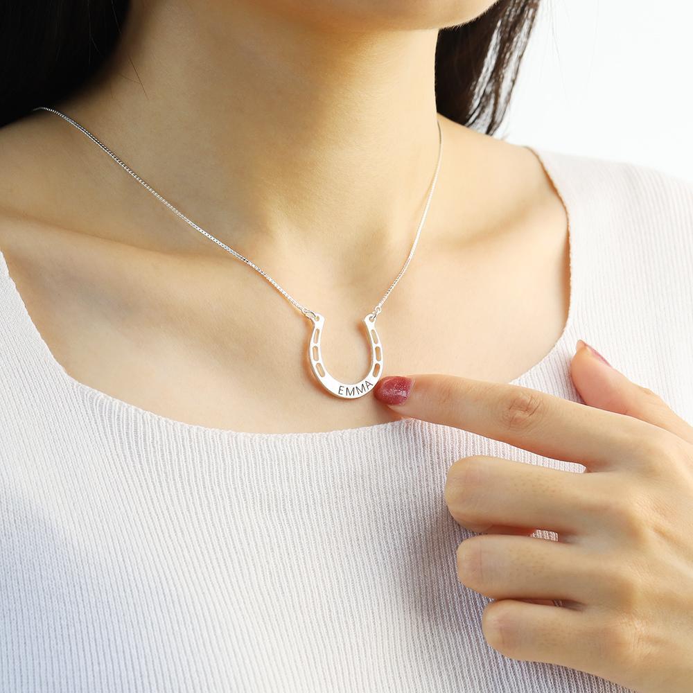 Mother's Day Gift Sterling silver Jewelry lucky Horse Shoe Pendant with Cable Chain for Girl-Engravingift