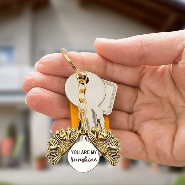 Mother's Day Gift “You are My Sunshine“ Keychain-Engravingift