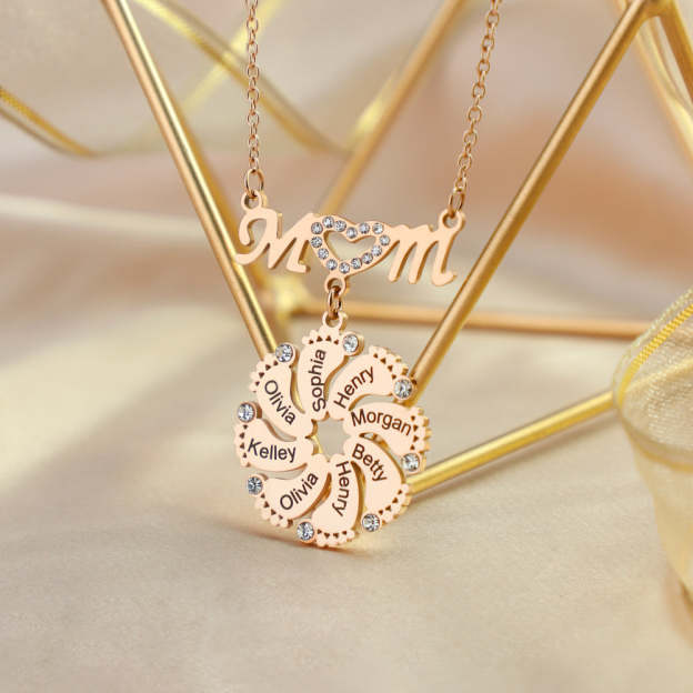 Mother's Day Gift Mom Circle Pendant with Custom Diamond Baby Feet Necklace-Engravingift