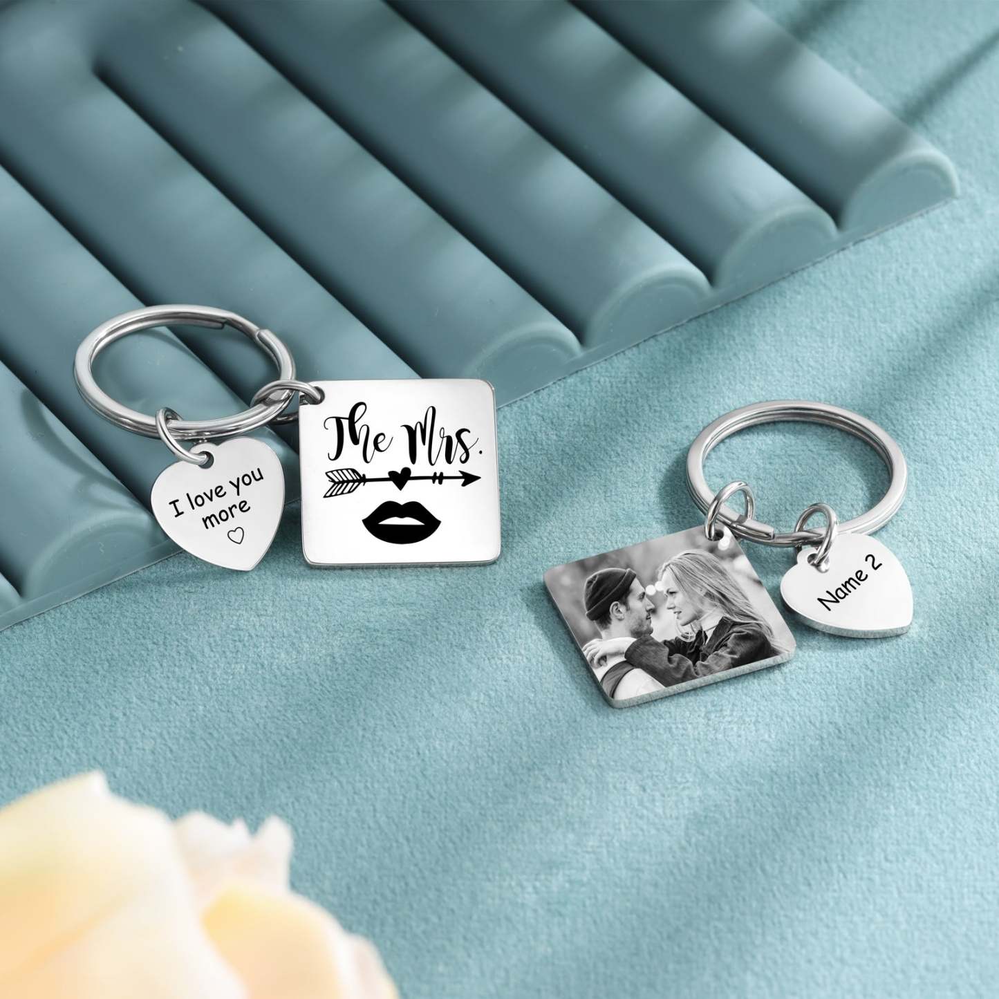 Mother's Day Gift Customized Photo Couple Keychain Set Engrave Heart Matching Couple Gifts-Engravingift