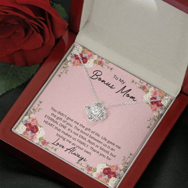 Mother's Day Gift To My Bonus Mom - Love Knot Necklace-Engravingift