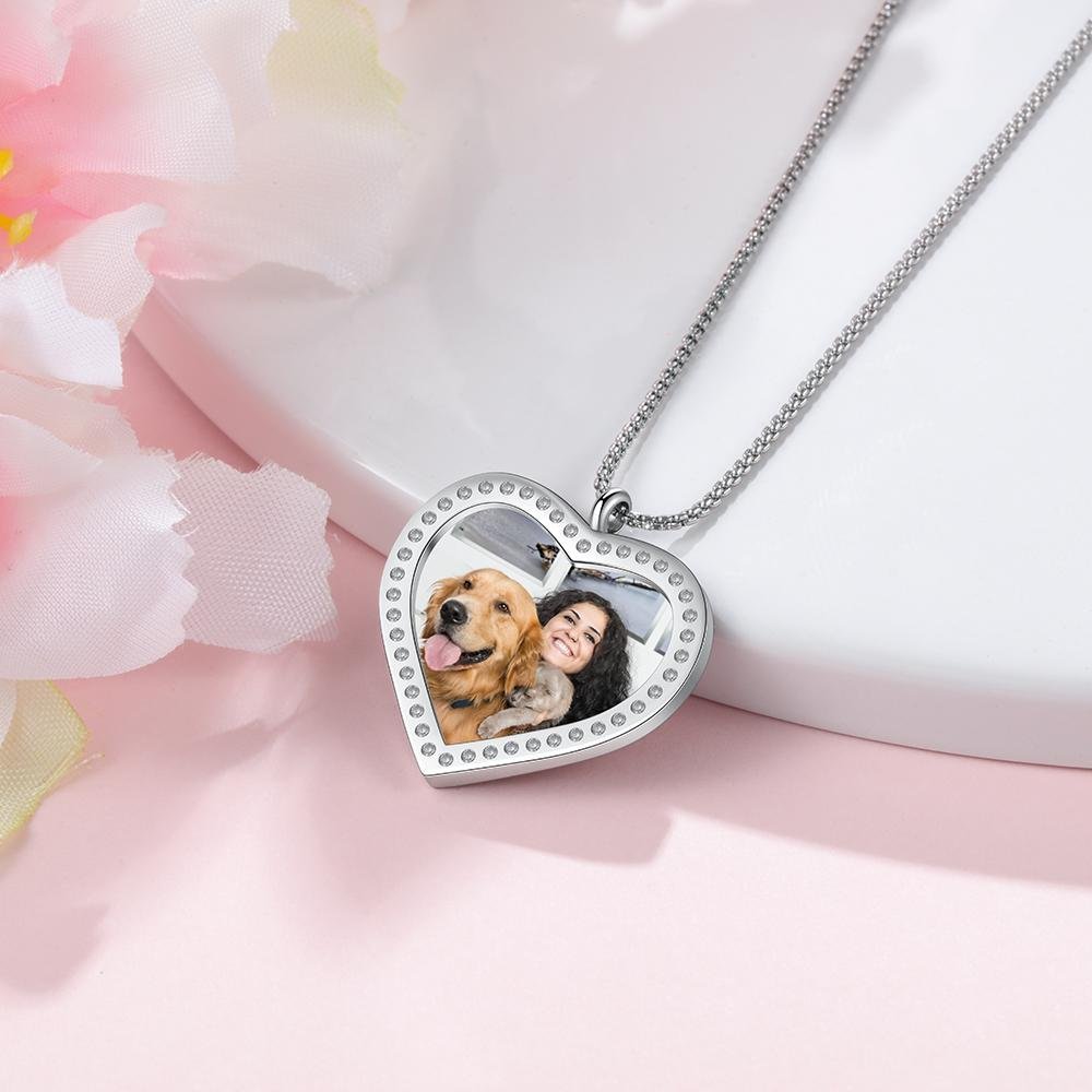 Christmas Gift Personalized Heart Photo Necklace With Engraving