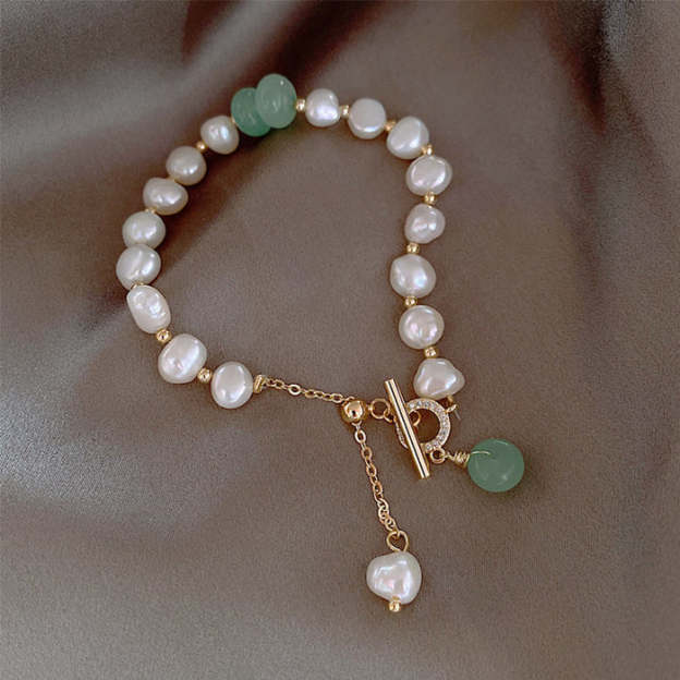 Mother's Day Gift Pearl Bracelet With Jade Charm-Engravingift