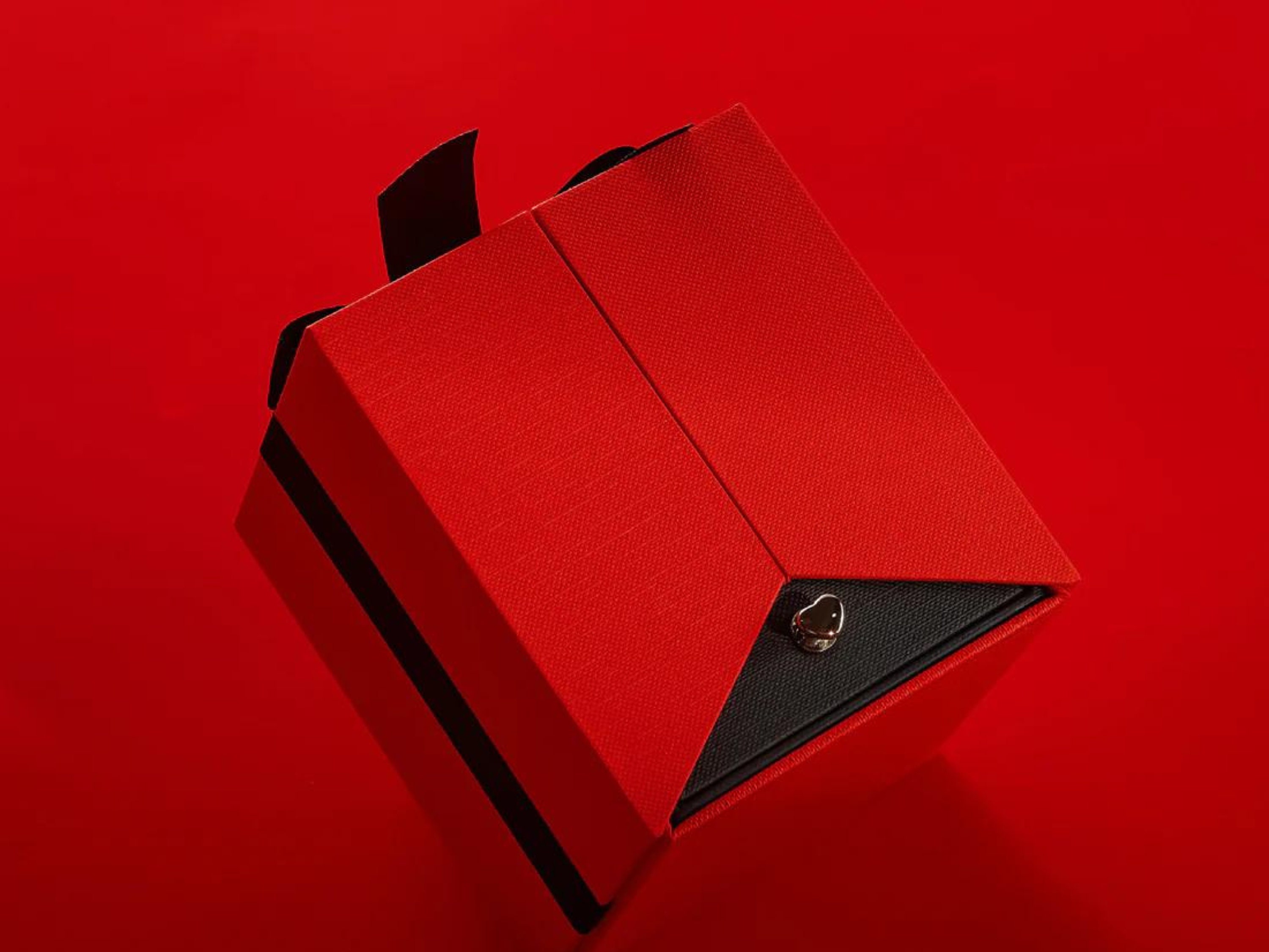 Floral jewelry gift box